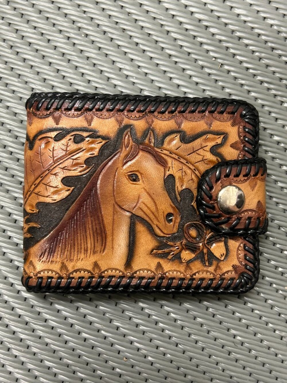 Leather Bifold Wallet with Horsehead Design & Snap Close